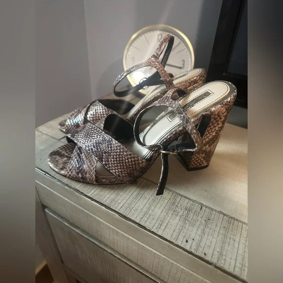 Miss Selfridge Block Heel Sandals - Picture 4 of 5